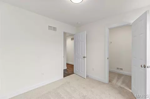 Bedroom - 1057 Bloomfield Dr, Eureka, MO 63025 photo 2 of 8
