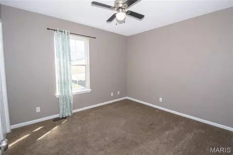 Bedroom - 126 Hickory Valley Rd, Saint Robert, MO 65584 photo 6 of 9