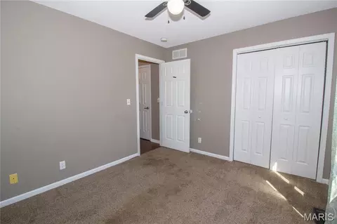 Bedroom - 126 Hickory Valley Rd, Saint Robert, MO 65584 photo 5 of 9