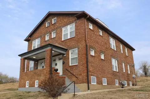 1401 E Prairie Ave, Saint Louis, MO 63107
