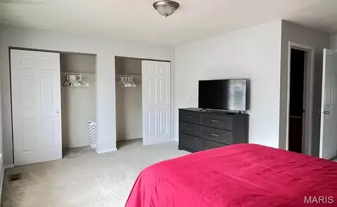 Bedroom - 142 Hickory Ridge Dr, Saint Robert, MO 65584 photo 1 of 2