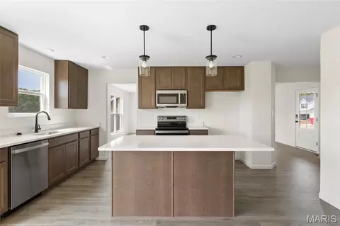 Kitchen - 4936 Knotty Alder Dr, Imperial, MO 63052 photo 4 of 5