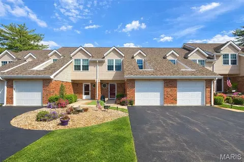 1306 Tahoe Valley Ct, Ballwin, MO 63021