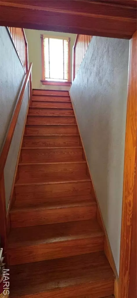 Entry Way - 901 E Main St, Steeleville, IL 62288 photo 7 of 7