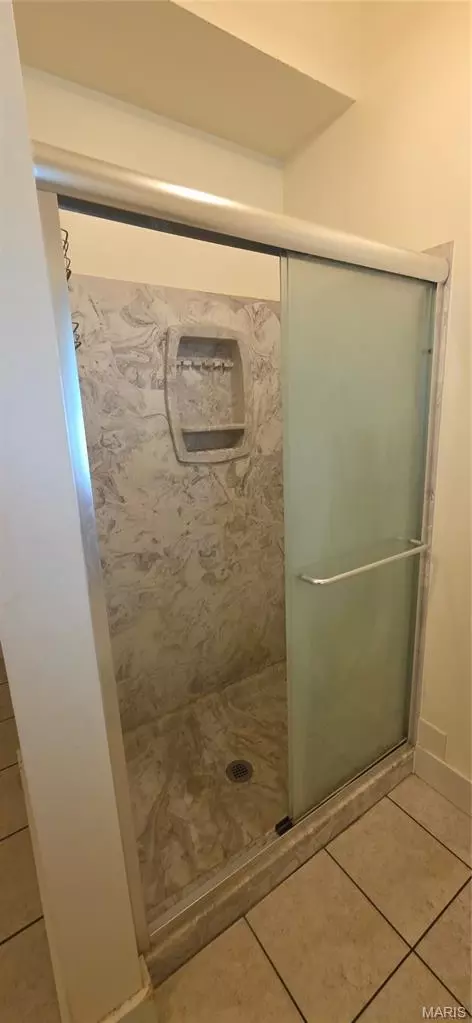 Bath - 901 E Main St, Steeleville, IL 62288 photo 7 of 7