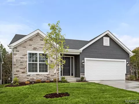 1028 Westhaven Blvd, Wentzville, MO 63385