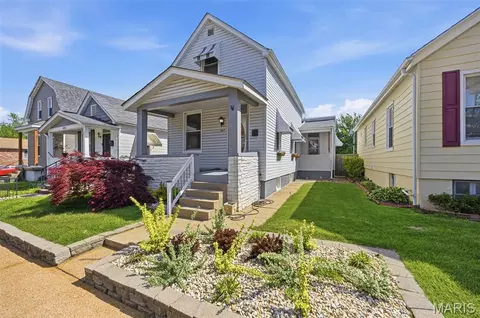 4817 Goethe Ave, Saint Louis, MO 63116