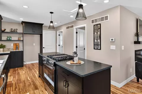 Kitchen - 2707 E Main St, Belleville, IL 62221 photo 2 of 4