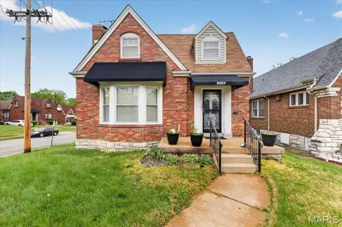 8464 Edna St, Saint Louis, MO 63147