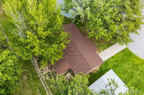 View/Area - 607 Linden Ct, O'fallon, IL 62269 photo 3 of 3