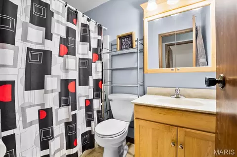 Bath - 607 Linden Ct, O'fallon, IL 62269 photo 2 of 2