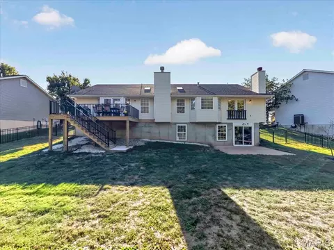 Exterior - 2707 Post Meadows Dr, O'fallon, MO 63368 photo 9 of 10