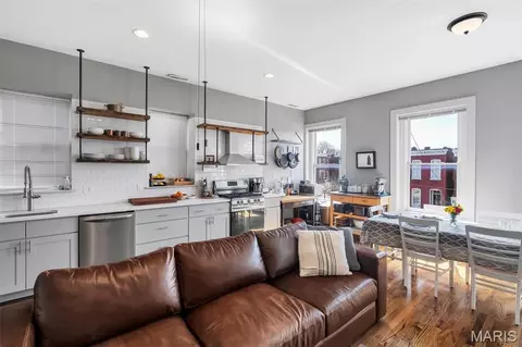 2637 Shenandoah, Saint Louis, MO 63104