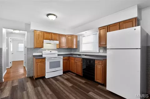 Kitchen - 6801 Knoll Ave, Berkeley, MO 63134 photo 1 of 3