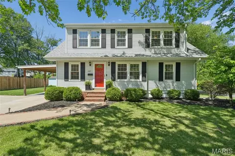 1337 Warson Pl, Rock Hill, MO 63119