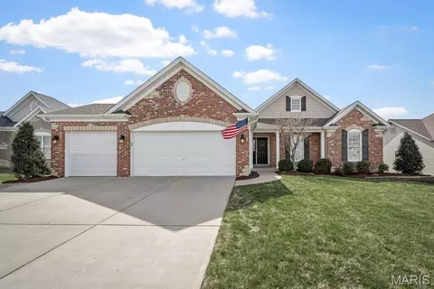 508 Old Moray Pl, Saint Charles, MO 63301