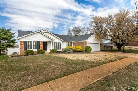 16555 Birch Forest Dr, Wildwood, MO 63011