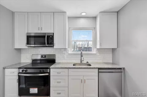 Kitchen - 3335 Boca Raton Dr, Arnold, MO 63010 photo 1 of 2