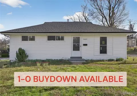 5662 Parchester Dr, Saint Louis, MO 63121