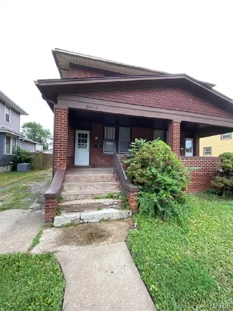 2446 State St, Granite City, IL 62040