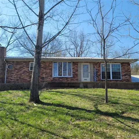 3980 Wilkinson Rd, De Soto, MO 63020