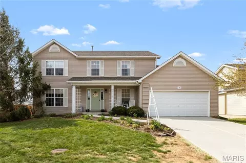 703 Timber Oaks Dr, Wentzville, MO 63385