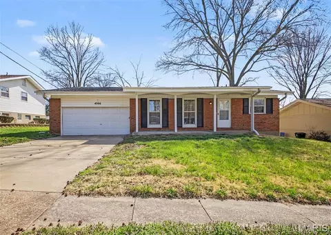 4366 Sulla Dr, Florissant, MO 63033