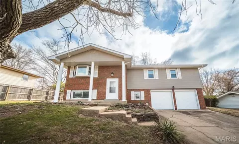 1408 Scenic Dr, Rolla, MO 65401