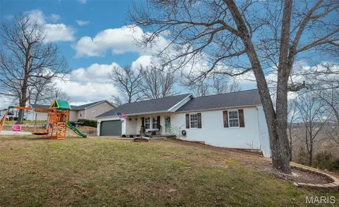20250 Hyatt Ln, Saint Robert, MO 65584