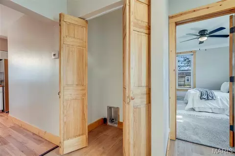 Entry Way - 601 Walnut St, Alhambra, IL 62001 photo 2 of 2