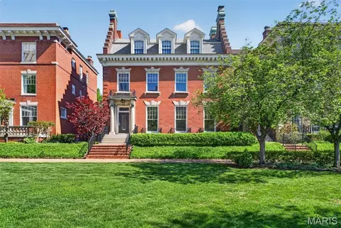 47 Maryland Plz #47C, Saint Louis, MO 63108