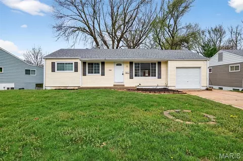 7243 General Sherman Ln, Saint Louis, MO 63123