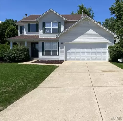 431 Peregrine Ct, Winfield, MO 63389