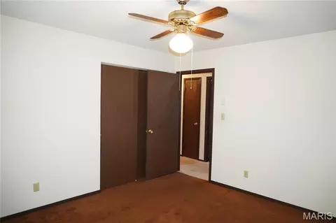 Bedroom - 236 W Vale Dr, Jackson, MO 63755 photo 3 of 6