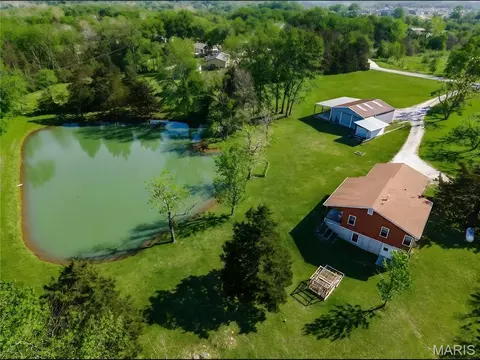 127 Mar Pat Dr, Wentzville, MO 63385