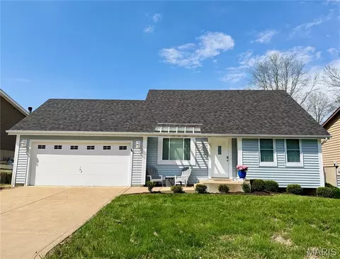 32 Fawn Meadows Dr, Eureka, MO 63025