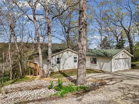 7308 Cedar Dr, Cedar Hill, MO 63016