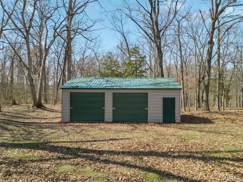 Exterior - 2255 County Farm Rd, Wright City, MO 63390 photo 6 of 10