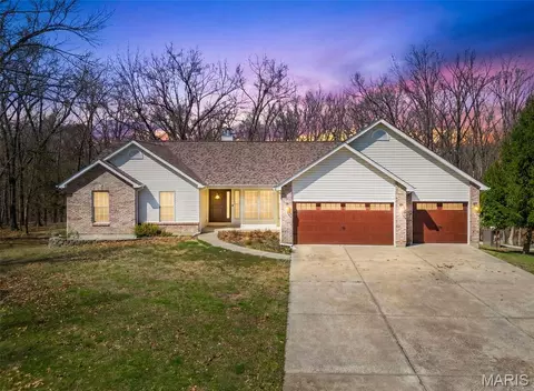 2255 County Farm Rd, Wright City, MO 63390