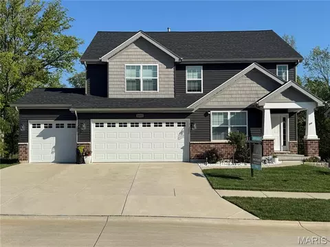 4825 Sierra View Pl, Imperial, MO 63052