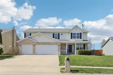 1205 River Birch Dr, O'fallon, IL 62269