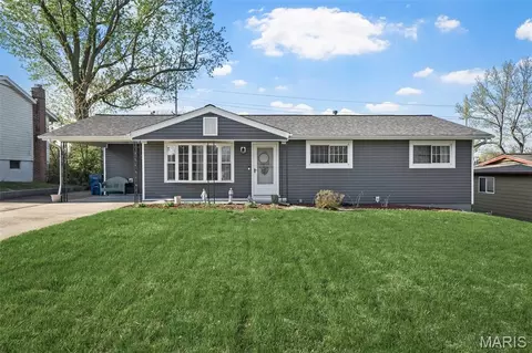 3329 Clemens Dr, Saint Charles, MO 63301