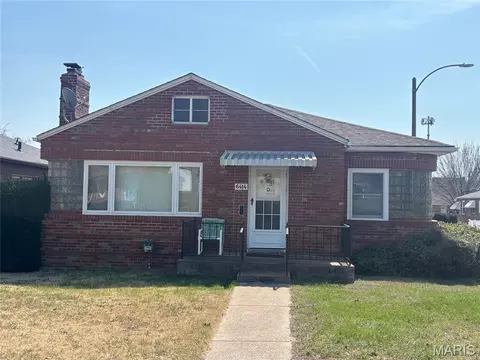 6414 Center Ct, Saint Louis, MO 63116