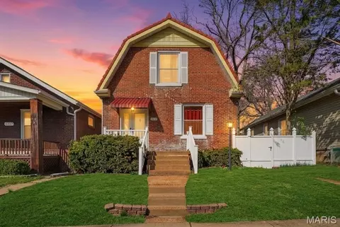 4333 Ellenwood Ave, Saint Louis, MO 63116