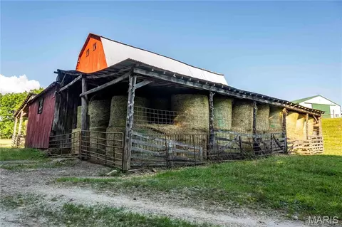 Exterior - 161 Van Booven Ln, Hermann, MO 65041 photo 6 of 25
