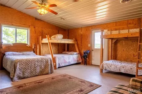 Bedroom - 161 Van Booven Ln, Hermann, MO 65041 photo 1 of 4