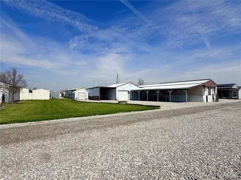 44800 Mark Twain Lake Ests, Perry, MO 63462
