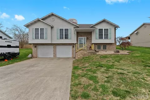 781 N West Ln, Jackson, MO 63755