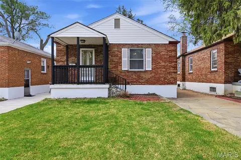 8308 Archer Ave, Saint Louis, MO 63132