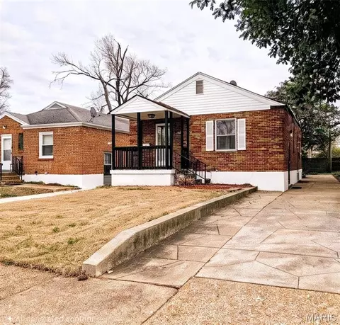 8308 Archer Ave, Saint Louis, MO 63132